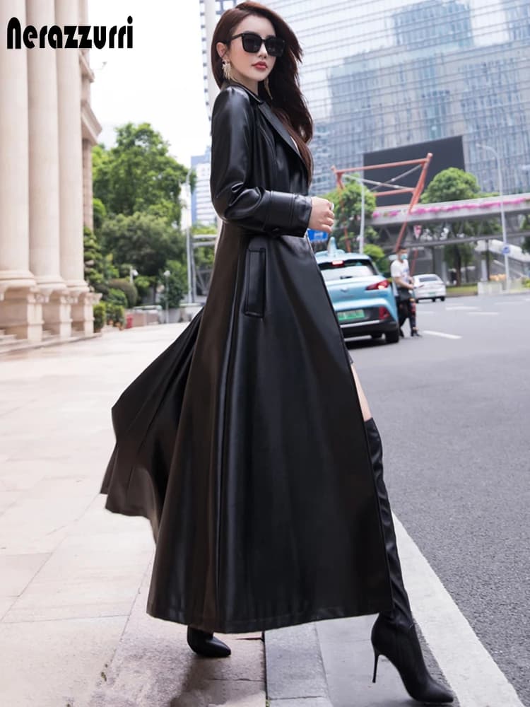 Manteau Trench en Cuir Maxi Évasé et Ajusté Nerazzurri pour Femme, Collection Printemps 2021, Vêtement de Luxe de Créateur, Manches Longues, Col