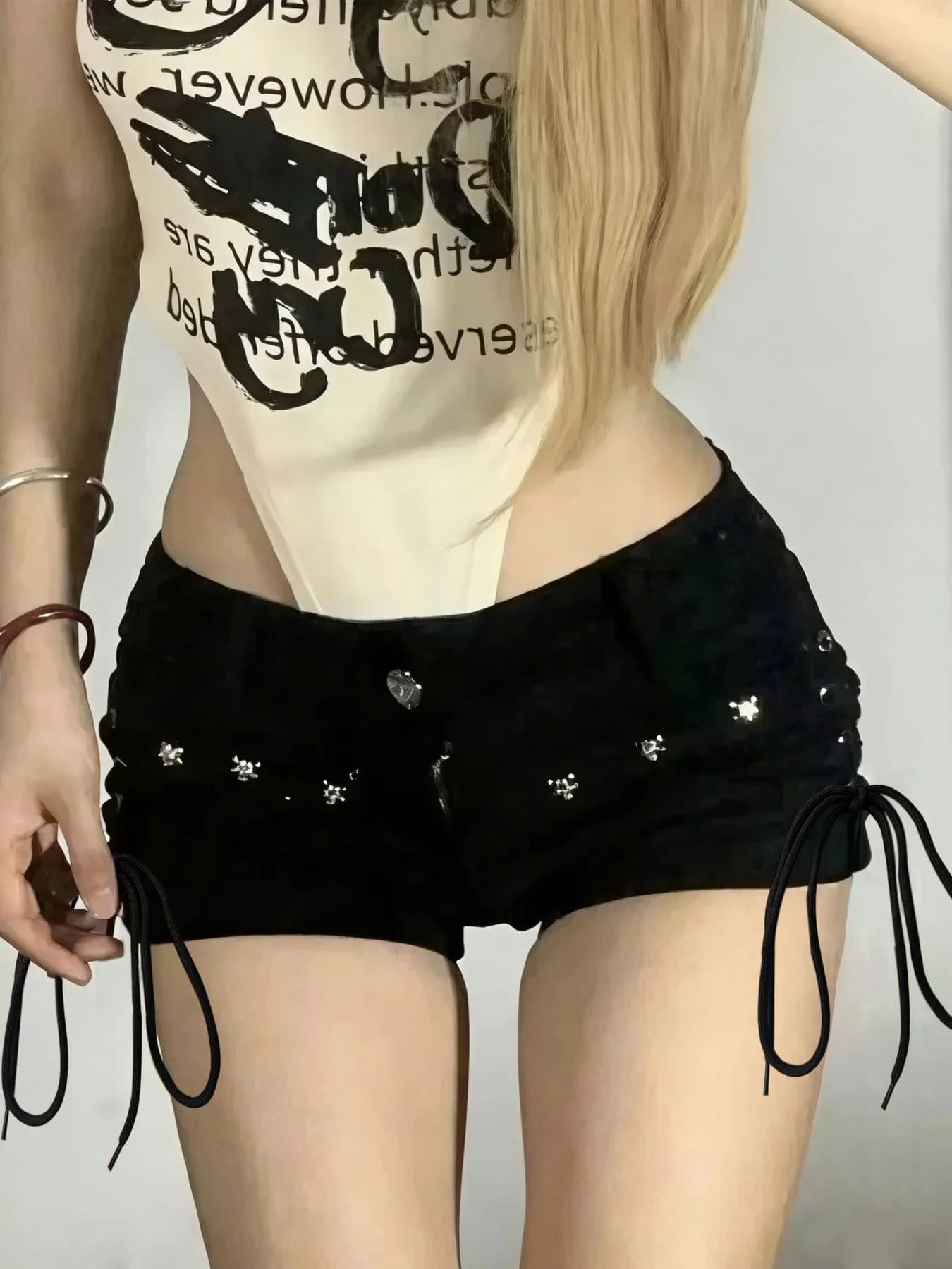 Shorts femmes maigre créativité à lacets populaire Streetwear personnalité quotidienne étudiants vacances mode Sexy américain rétro loisirs
