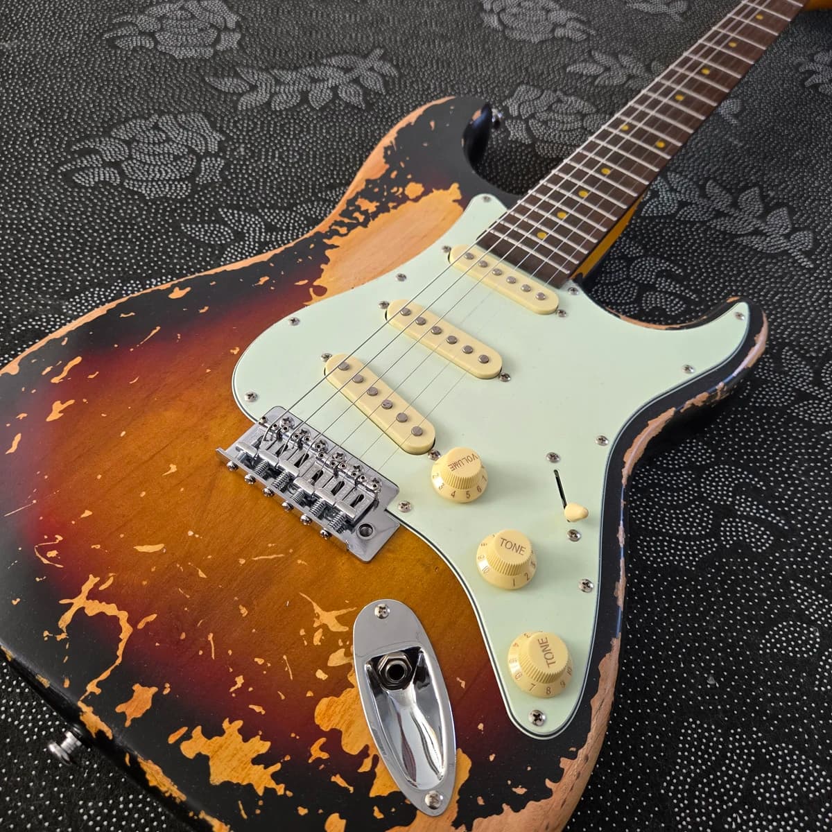 Guitare électrique à 6 cordes, couleur coucher de soleil vintage, corps en aulne, manche en érable, guitare électrique de haute qualité,