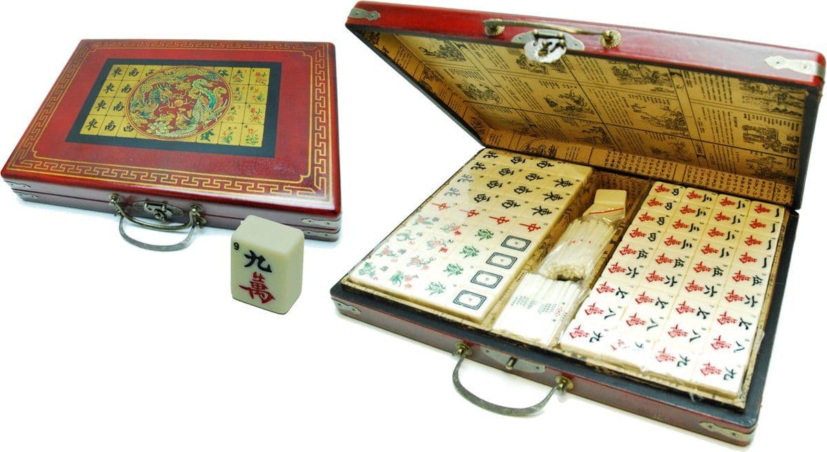 HOT Games Mah-Jong Koffer - XL - Kunststenen 36 x 28 x 16 mm - Rood hout