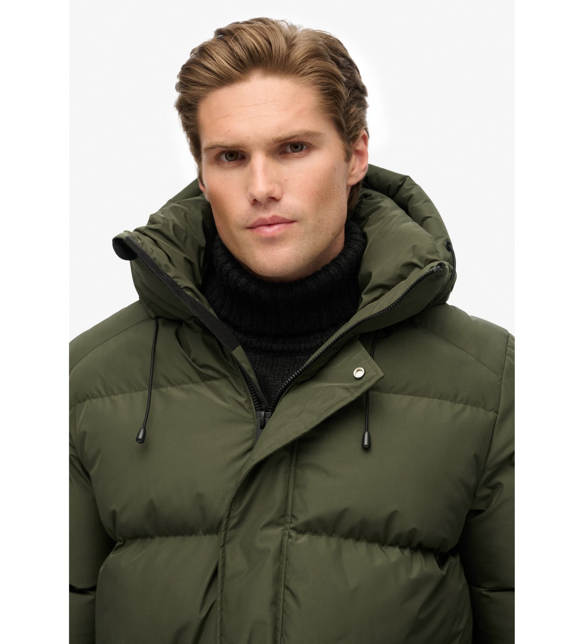 Superdryvoor mannen. M5012285A Jas 5 Baffle Sport Puffer groen (L), Casual, Gerecycled polyester, Duurzaam