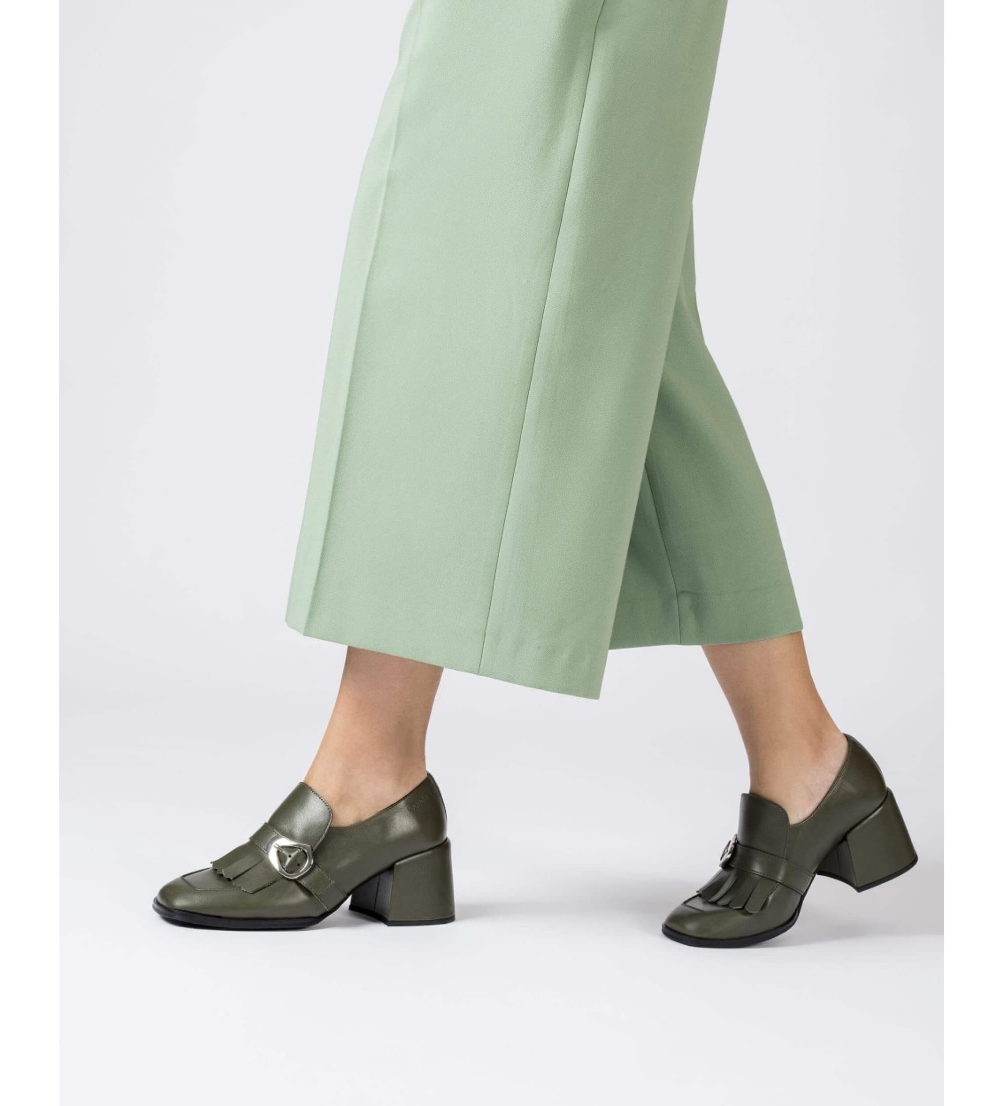 Wonders pour femme. H-6401_1960_306 Mocassins en Cuir Victoria 01 Vert (39), 5 à 8 cm, Aucun, Casuel, Classique