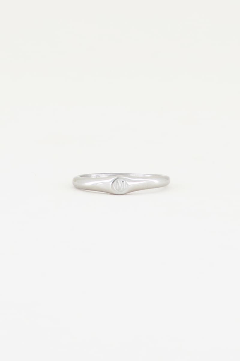 Silberfarbener Initialenring | My Jewellery