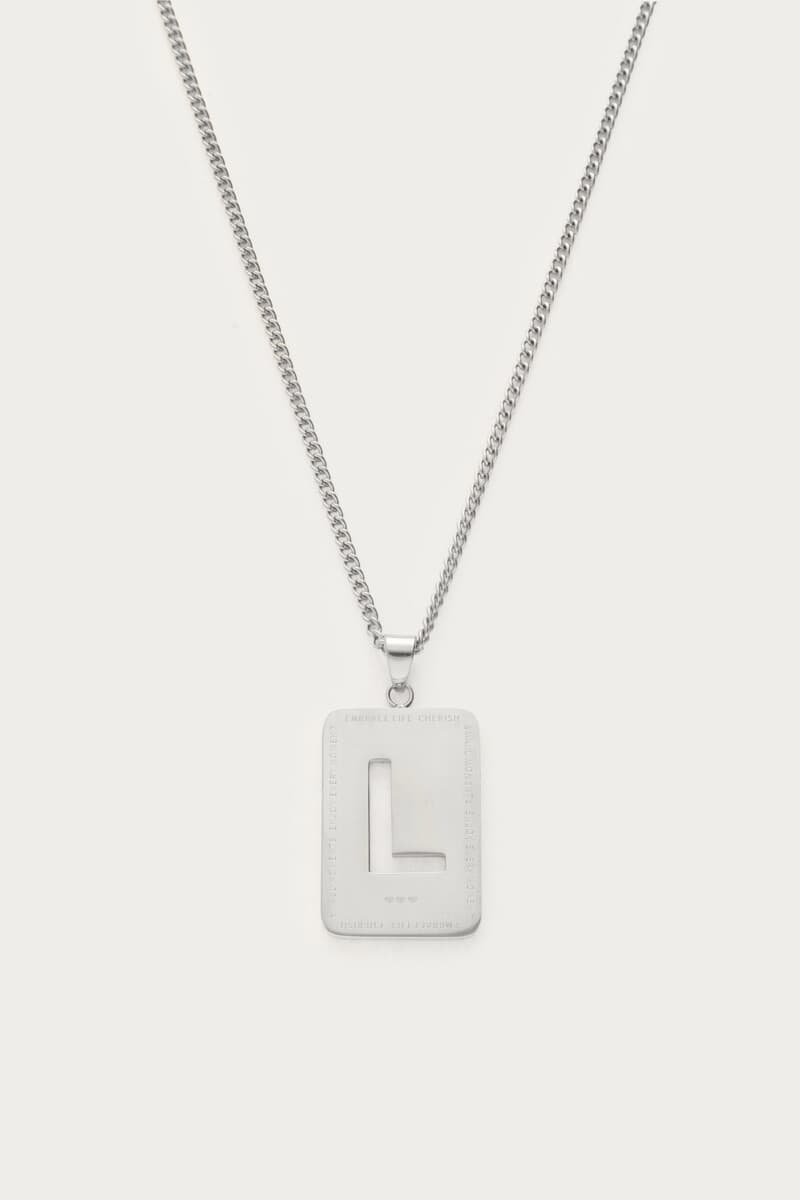 Sautoir avec charm initiale carré | My Jewellery
